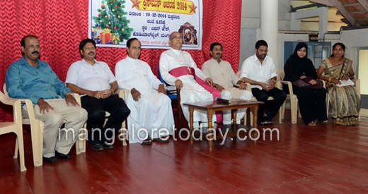 Christmas meet at Bishop House 5